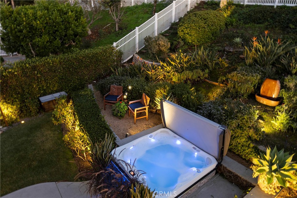 24312 Rue De Gauguin