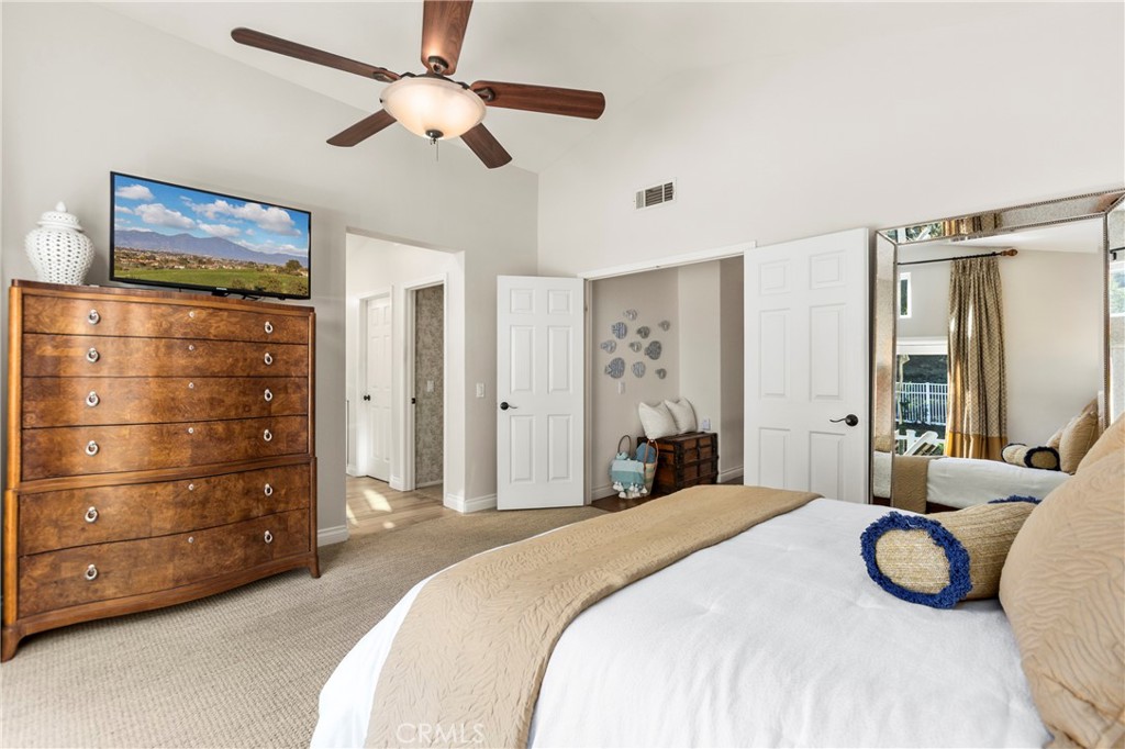 24312 Rue De Gauguin