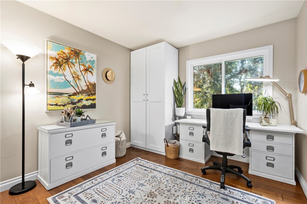 24312 Rue De Gauguin