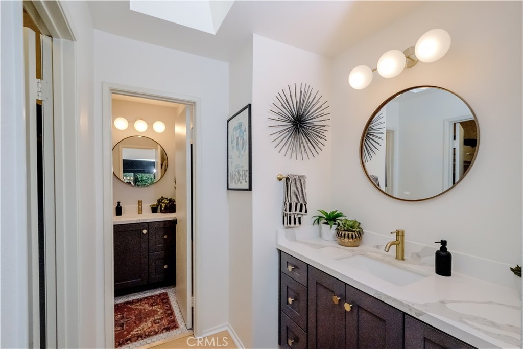 7911 Woodlake Drive 76