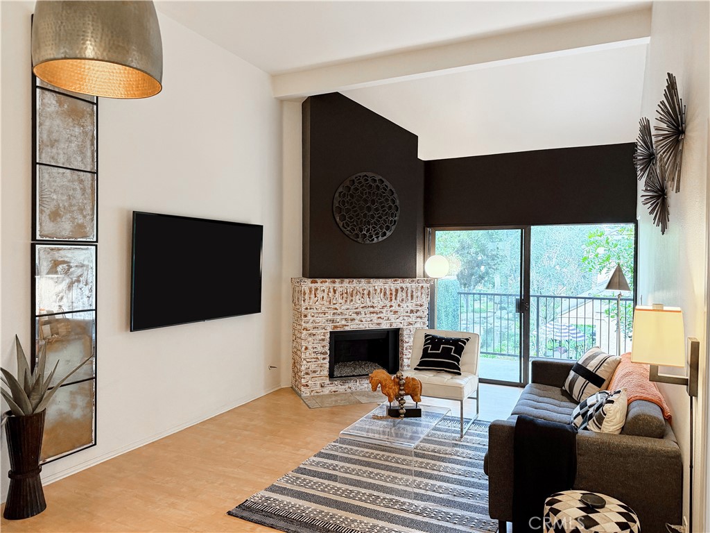 7911 Woodlake Drive 76