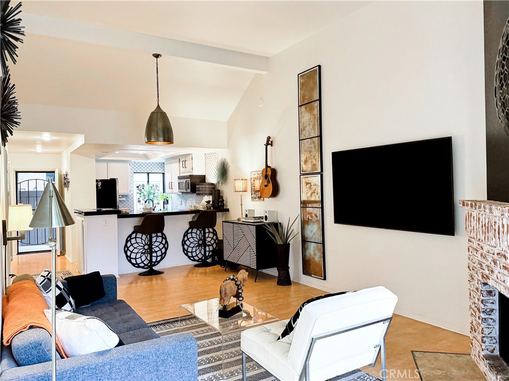 7911 Woodlake Drive 76