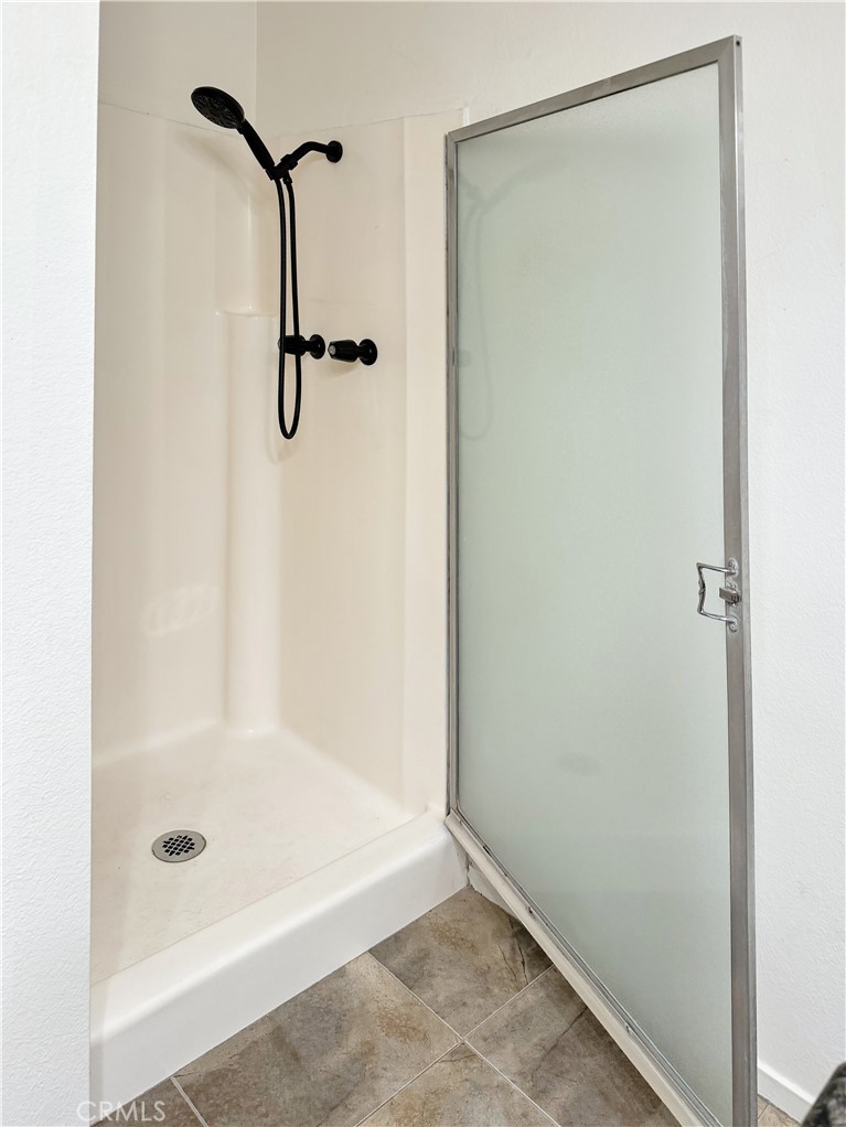 7911 Woodlake Drive 76