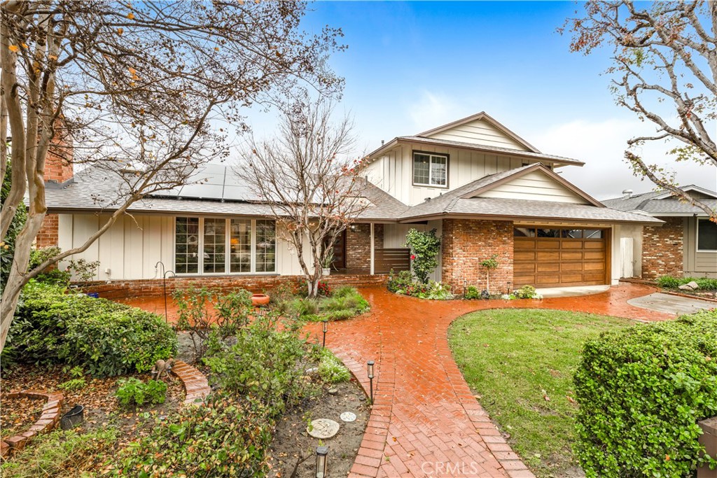 613 Lori Way