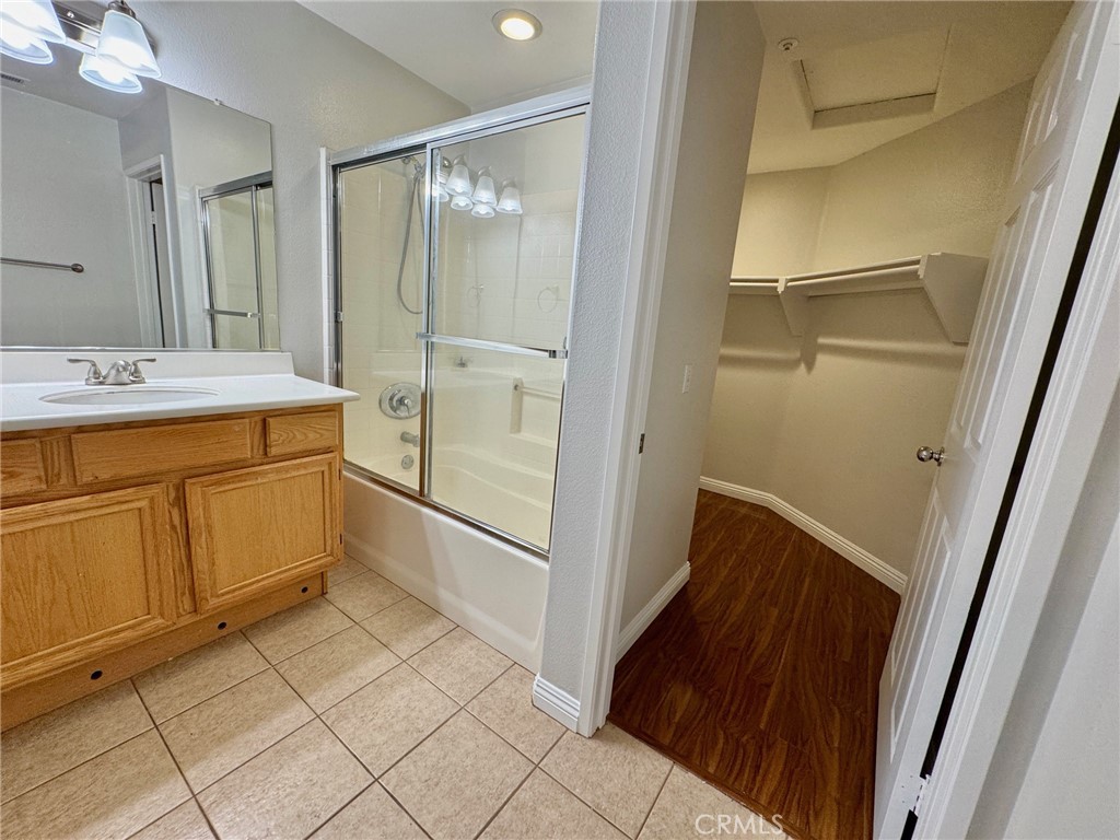 5 Harvest Point Lane