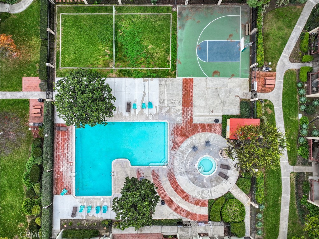 1000 W Macarthur Boulevard 113