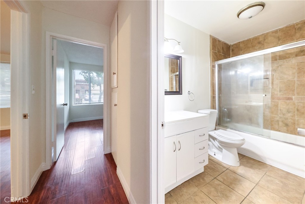 1000 W Macarthur Boulevard 113