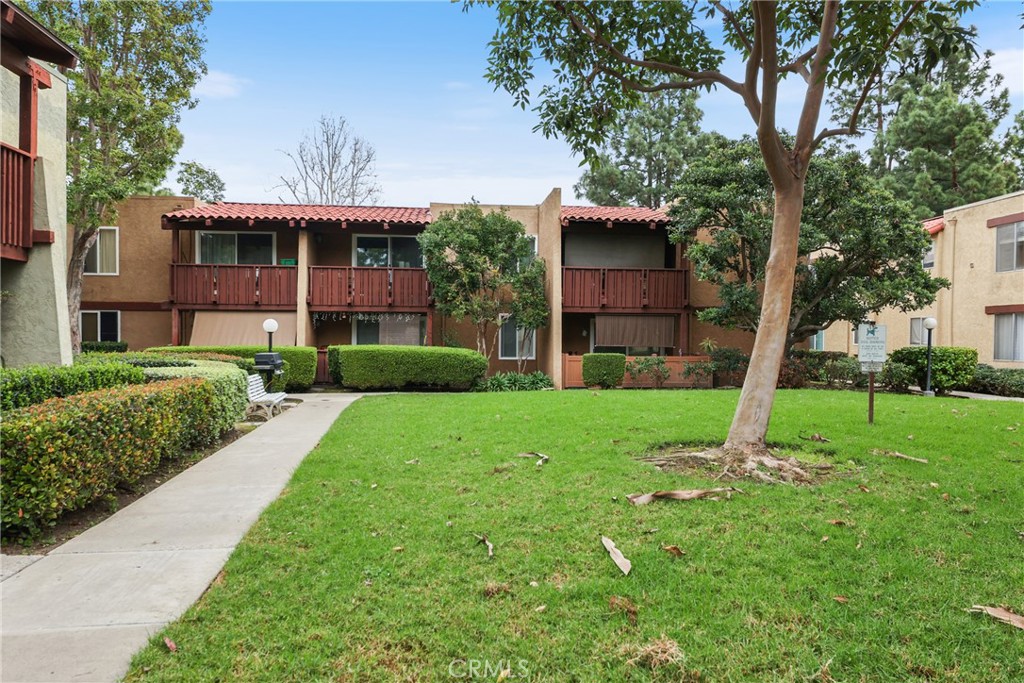 1000 W Macarthur Boulevard 113