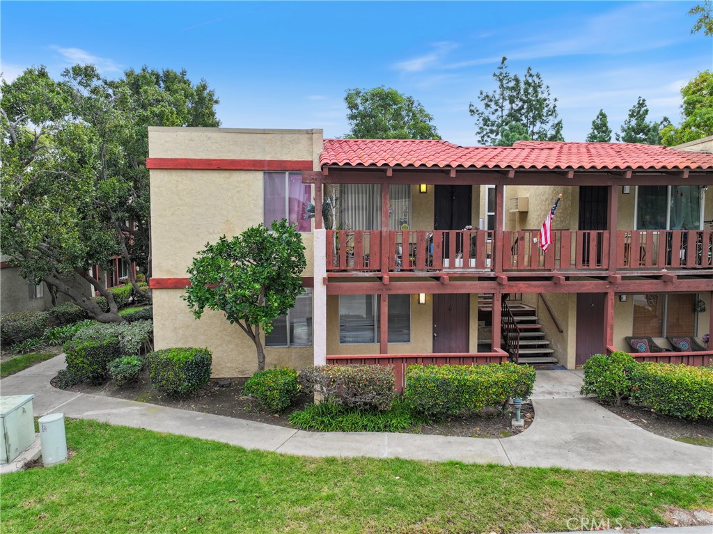 1000 W Macarthur Boulevard 113