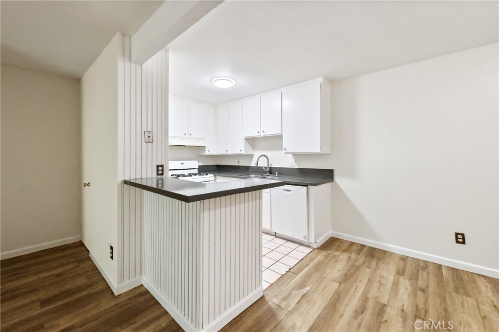 1001 W Macarthur 110