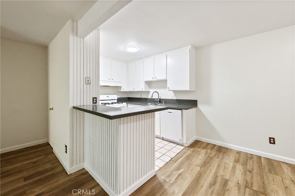 1001 W Macarthur 110