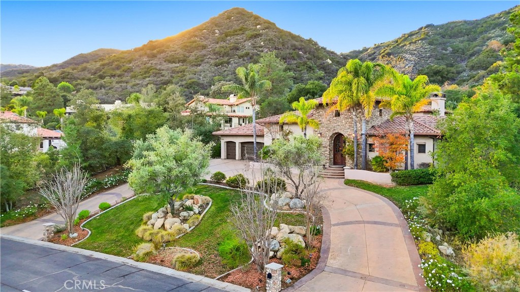 22214 Bear Creek S