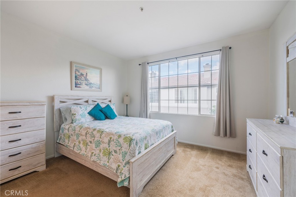 13535 Cobblestone Ln