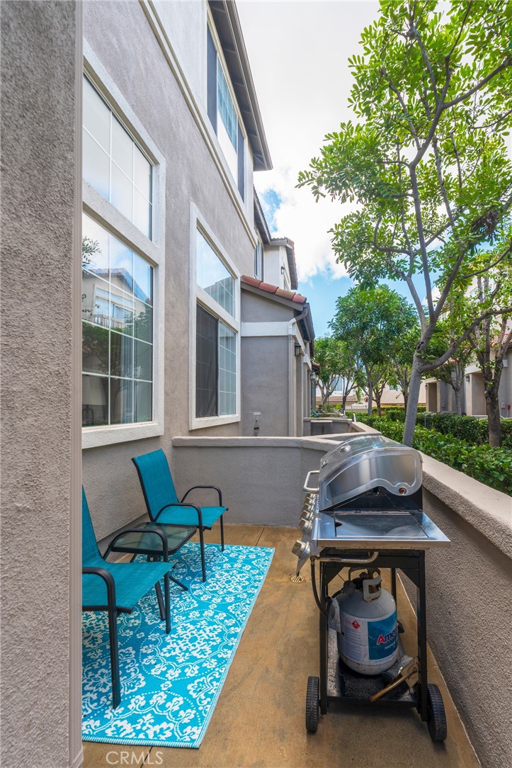 13535 Cobblestone Ln