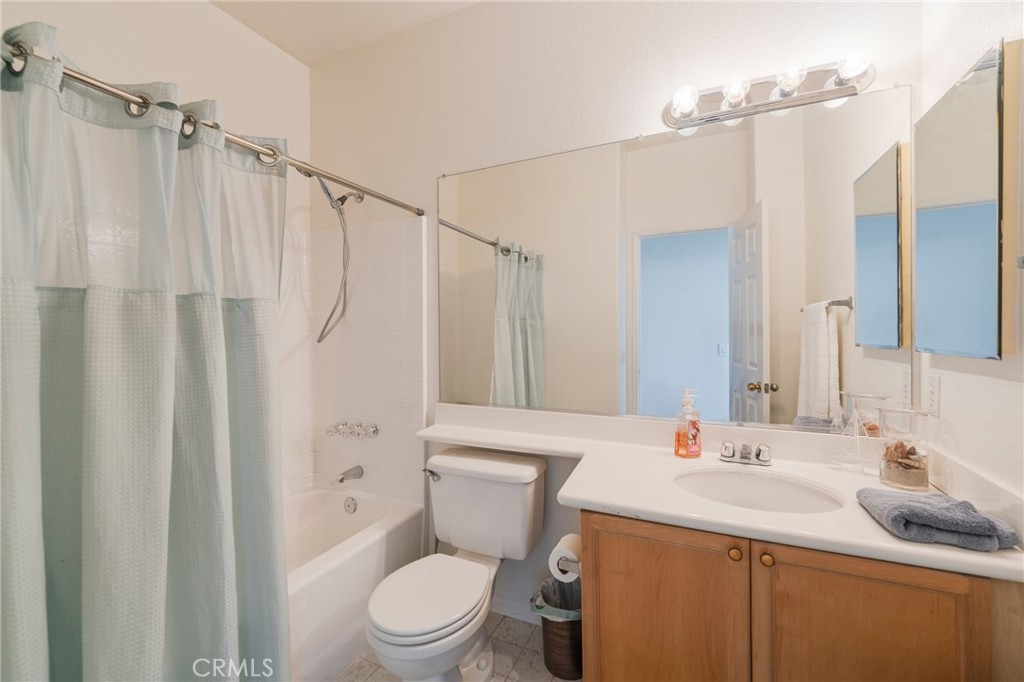 13535 Cobblestone Ln