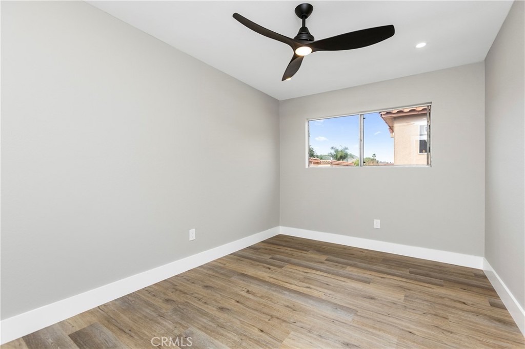 31377 Los Rios 64F