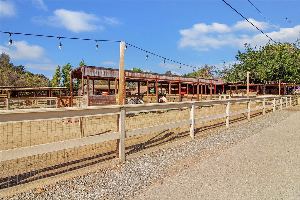 31377 Los Rios 64F