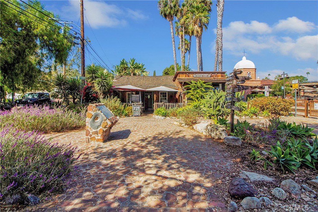 31377 Los Rios 64F