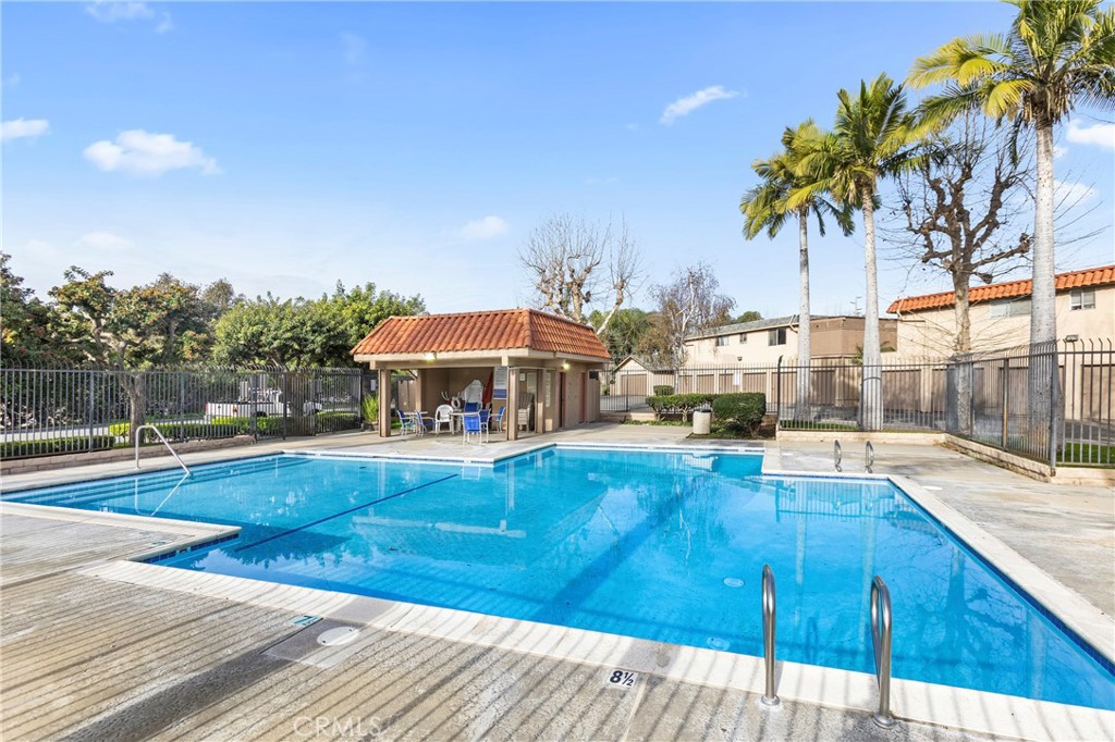 31377 Los Rios 64F