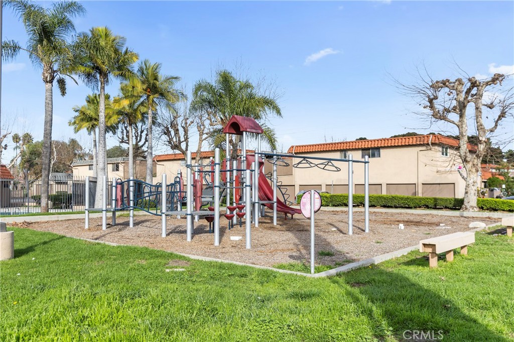31377 Los Rios 64F