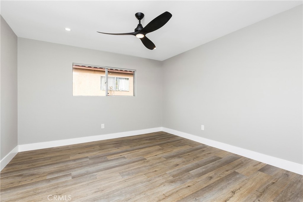 31377 Los Rios 64F
