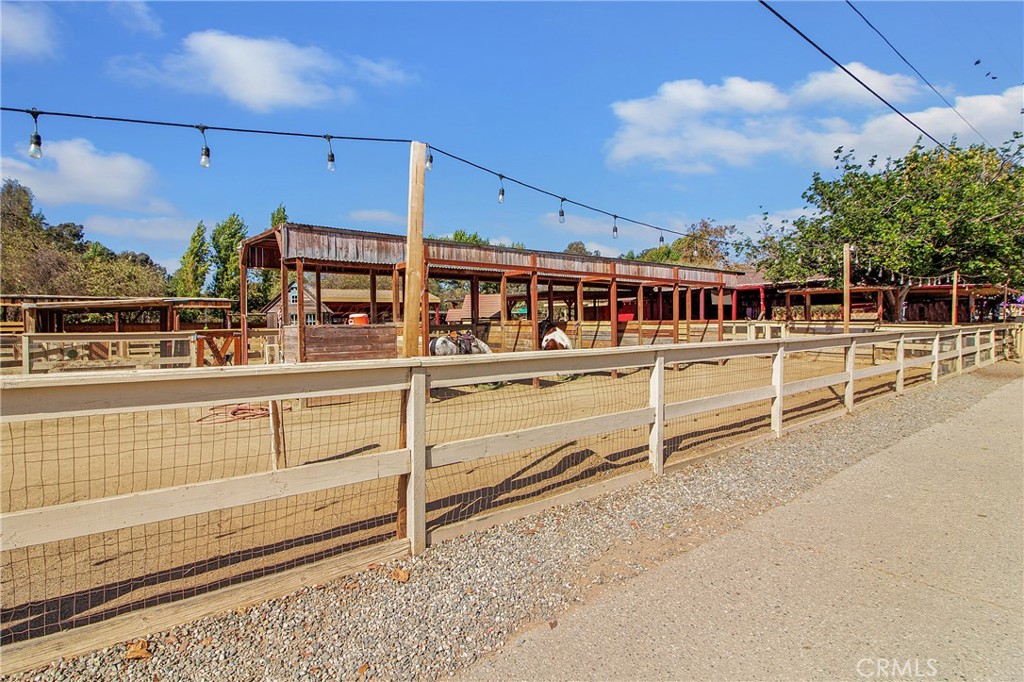 31377 Los Rios 64F