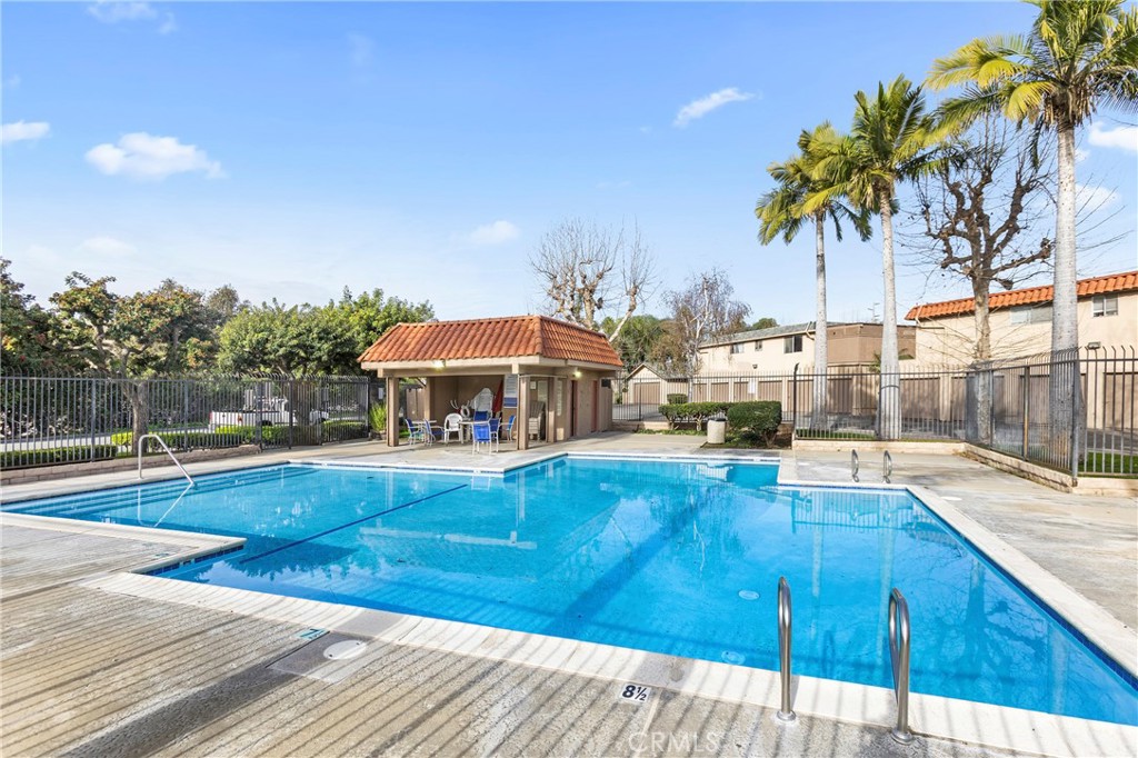 31377 Los Rios 64F