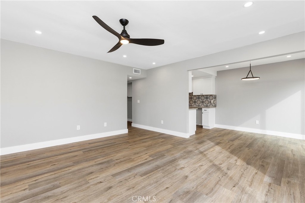 31377 Los Rios 64F