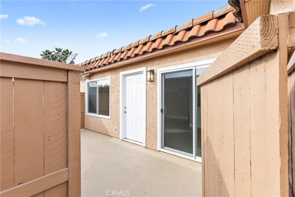 31377 Los Rios 64F