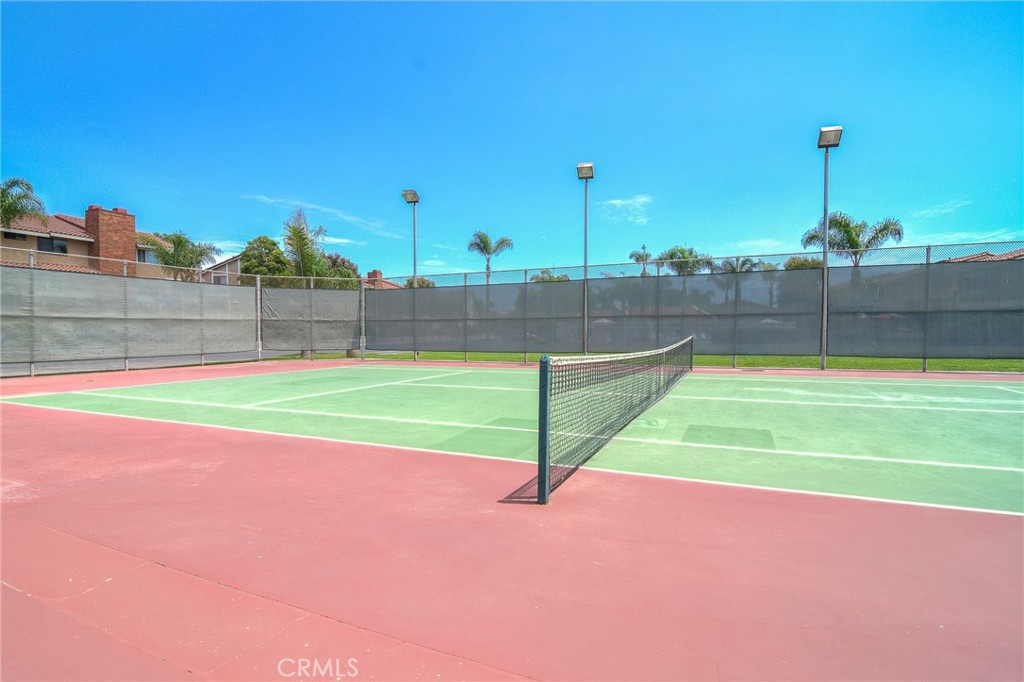 7802 Bayport Drive 28