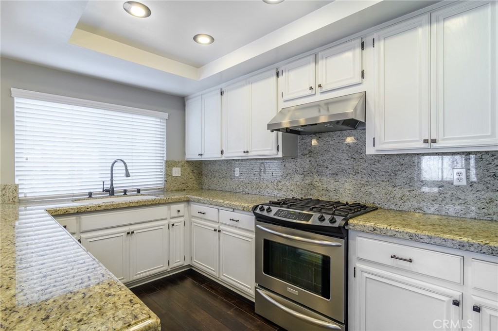 7802 Bayport Drive 28