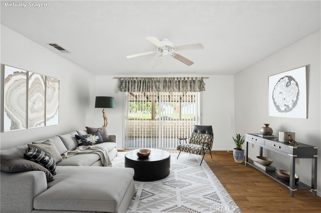 643 W Villa Chaparral