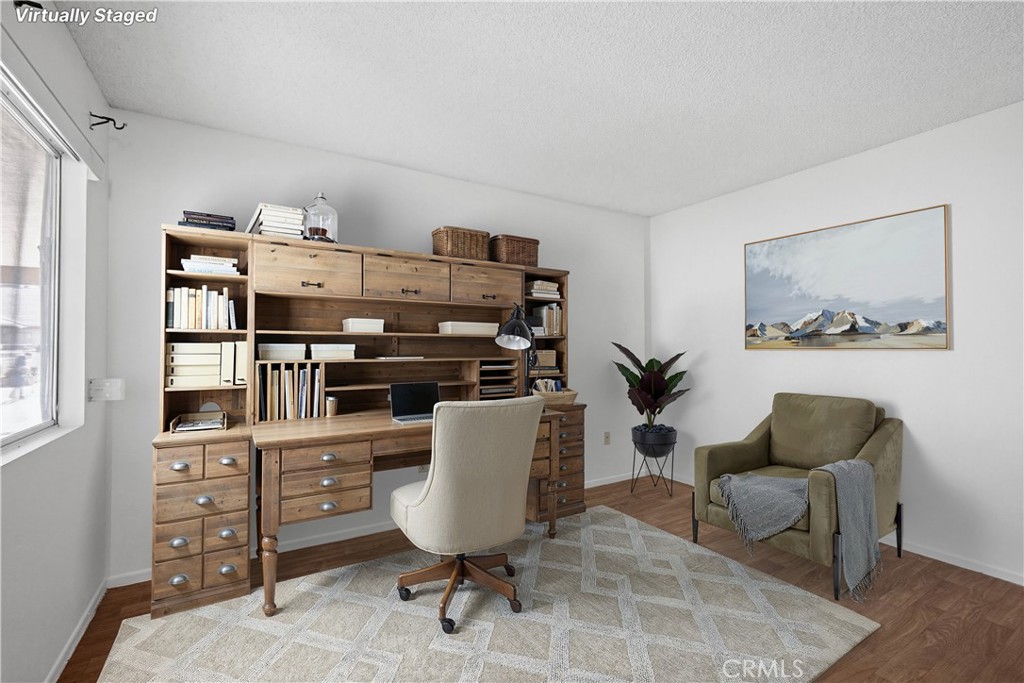 643 W Villa Chaparral