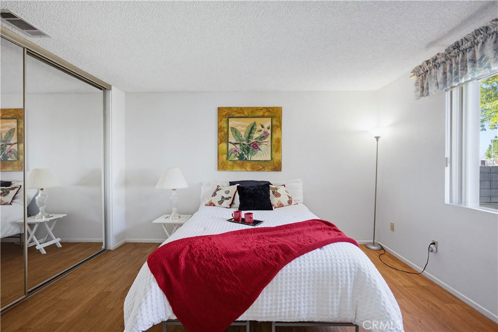 643 W Villa Chaparral