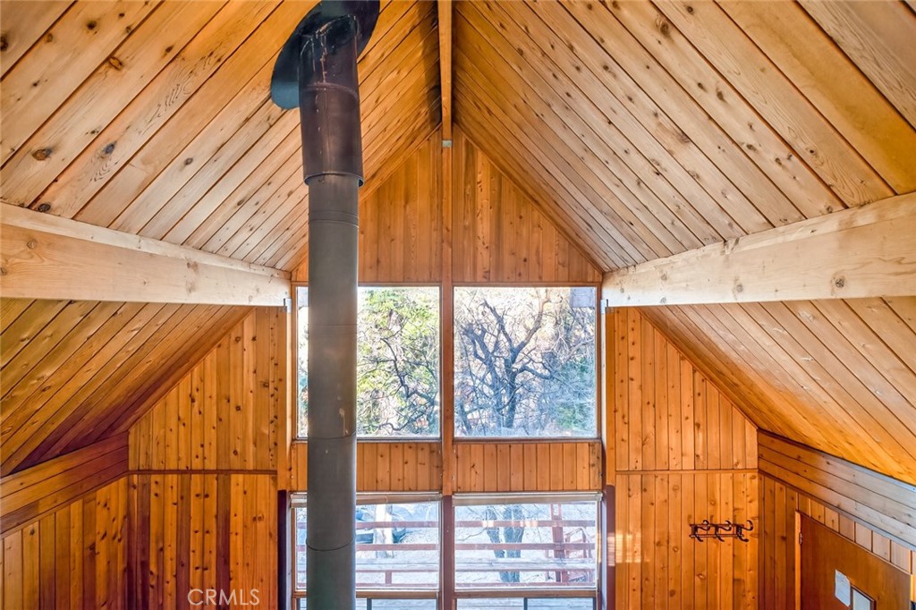845 Villa Grove