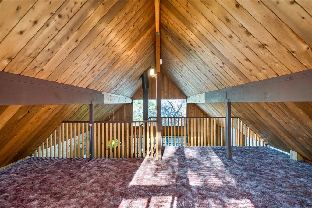 845 Villa Grove
