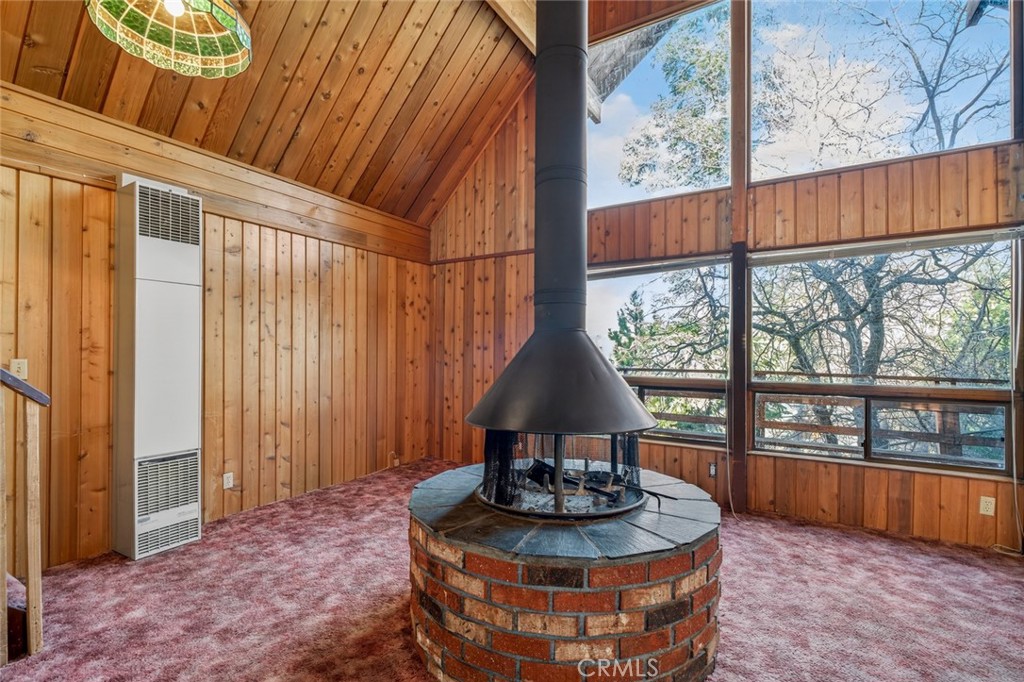845 Villa Grove