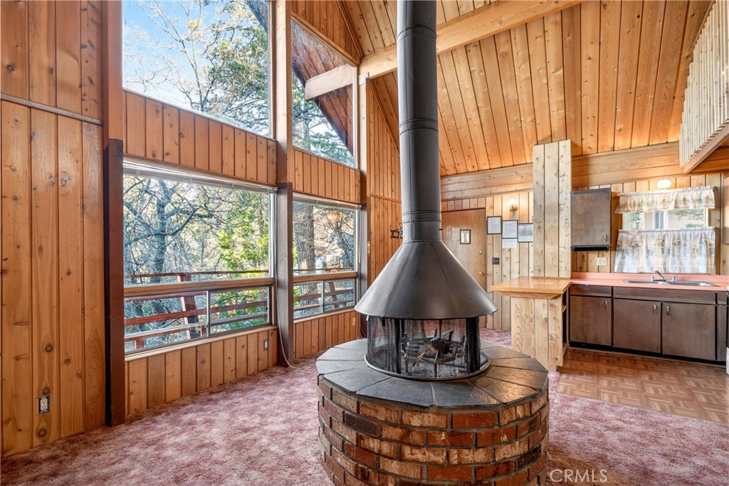 845 Villa Grove