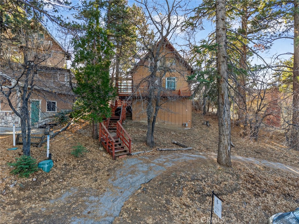 845 Villa Grove