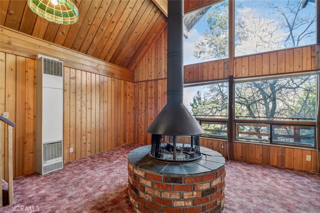 845 Villa Grove