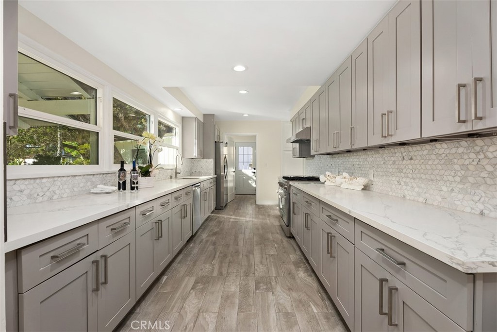 3030 San Juan Dr
