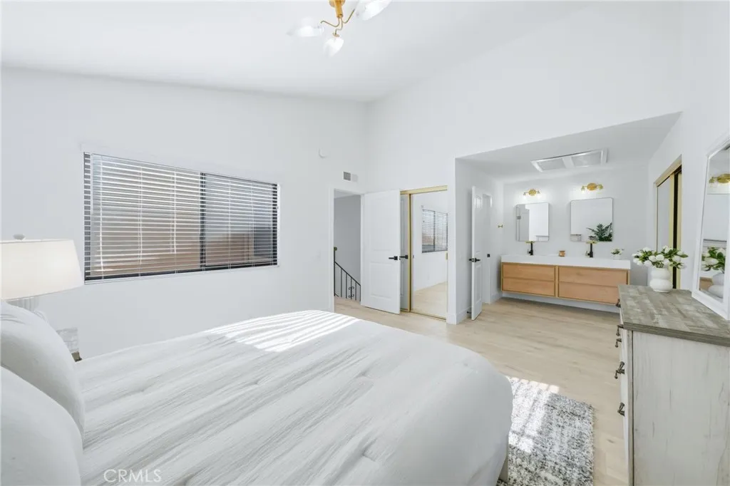 2714 Via Colina Unit 12