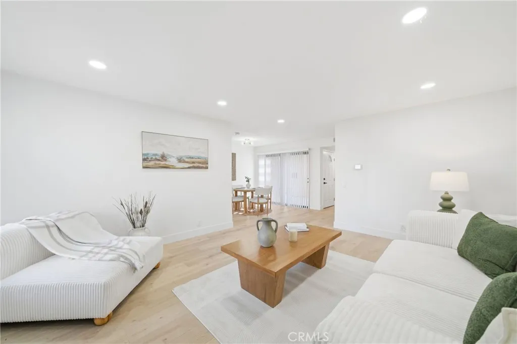 2714 Via Colina Unit 12