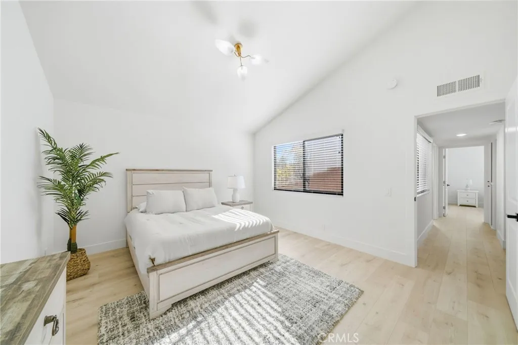 2714 Via Colina Unit 12