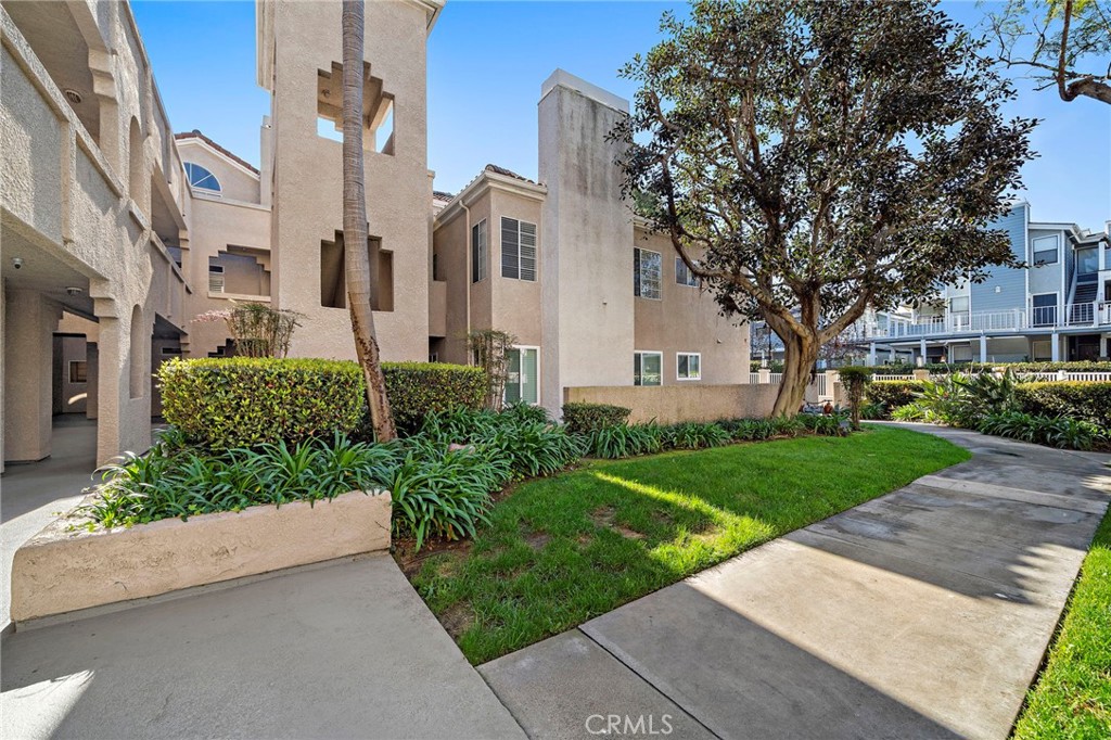 4561 Warner Avenue 101