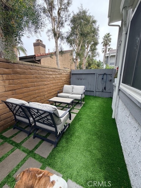 17082 Pacific Coast Hwy 94