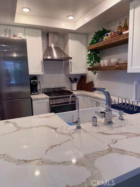 17082 Pacific Coast Hwy 94