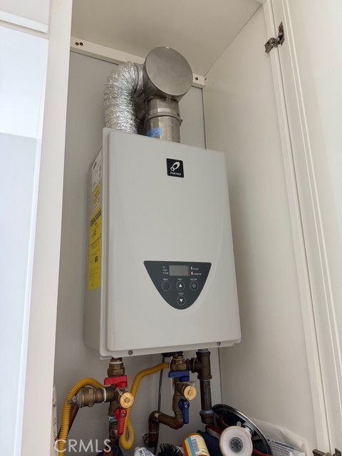 17082 Pacific Coast Hwy 94