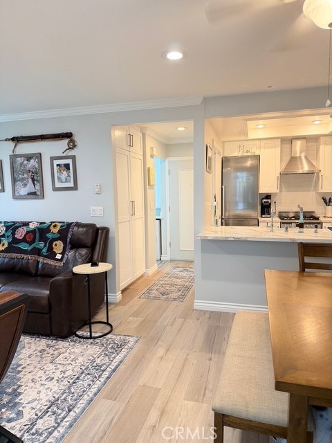 17082 Pacific Coast Hwy 94