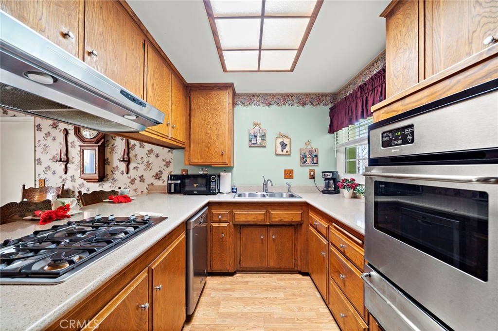 16331 Mahogany Street